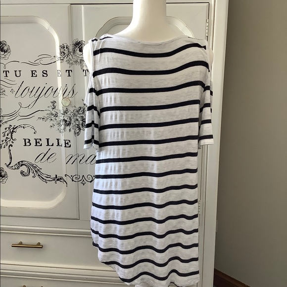 Top - Picture 3 of 6